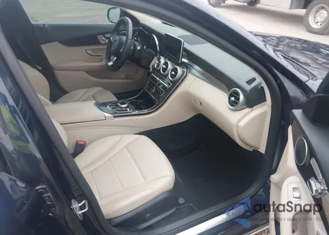 2018 Mercedes-Benz C 300 from USA, damaged, VIN 55SWF4JB4JU268731